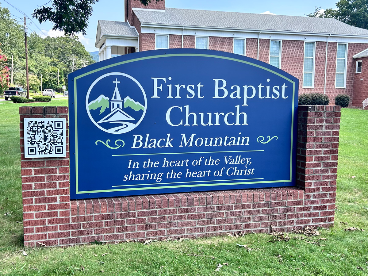 Freestanding entrance sign for First Baptist Church of Black Mountain